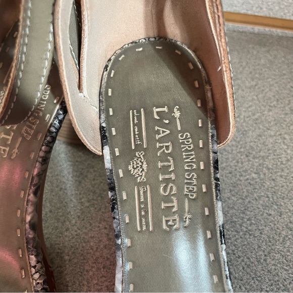 L'Artiste Spring Step Stacked Heel Ankle Strap Heels Sz US 8.5 Eur‎ 39 Snakeskin - Picture 5 of 8